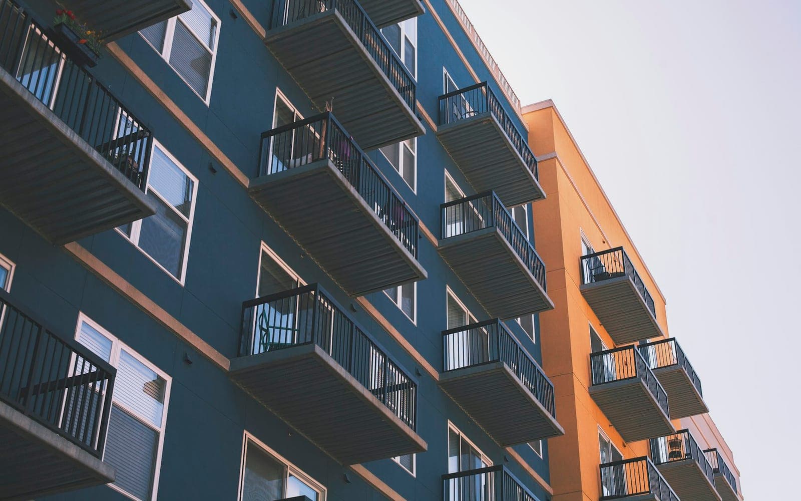 Modern multi-storey structural building frame and facade